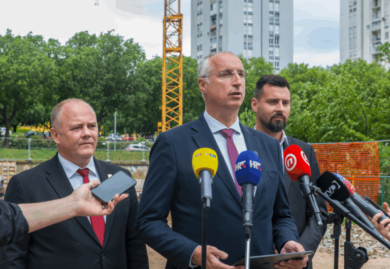 Snimka zaslona 2025-05-21 201023